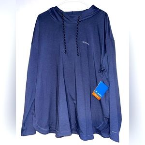 Columbia omni-shade blue pullover. Size XXL. New with tags